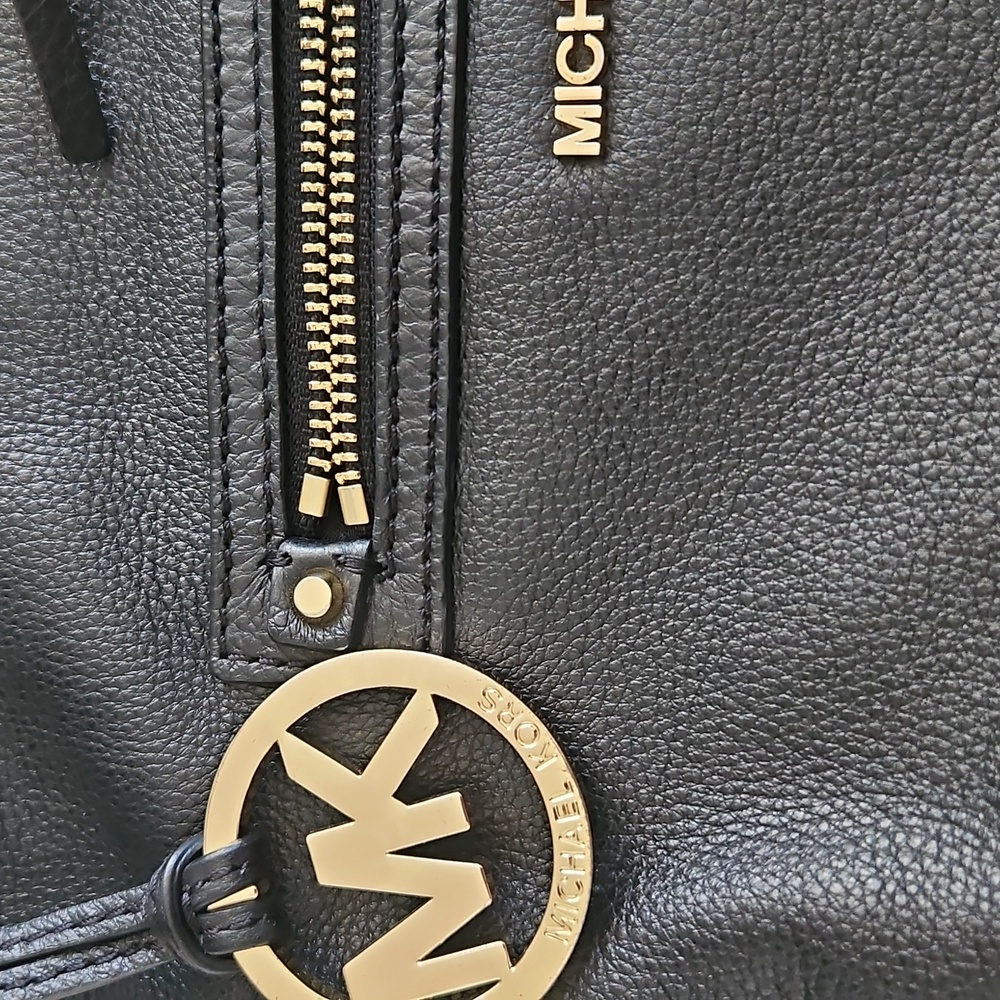 Michael Kors Black Rhea Crossbody Hipster Messenger Brass Black Genuine Leather - Picture 9 of 9